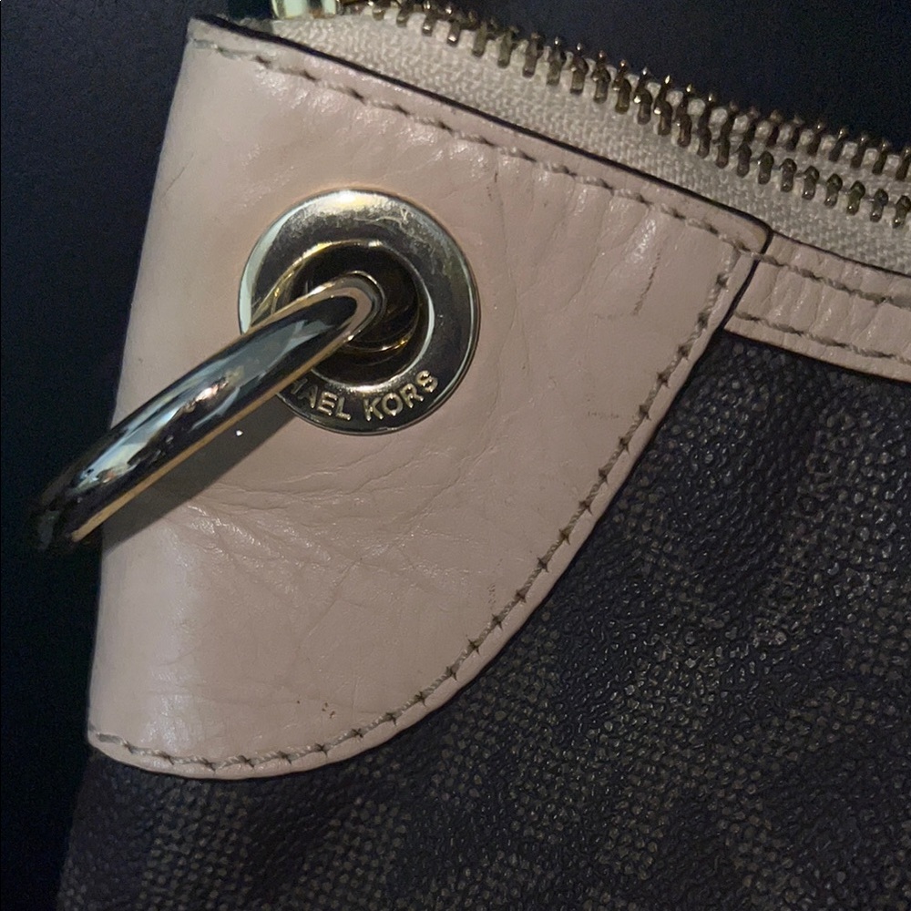 Michael Kors Brown and Tan Shoulder Bag - Picture 5 of 11